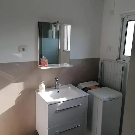 Apartament Confortable A - 80 M² - Terrasse Et Jardin Arnage